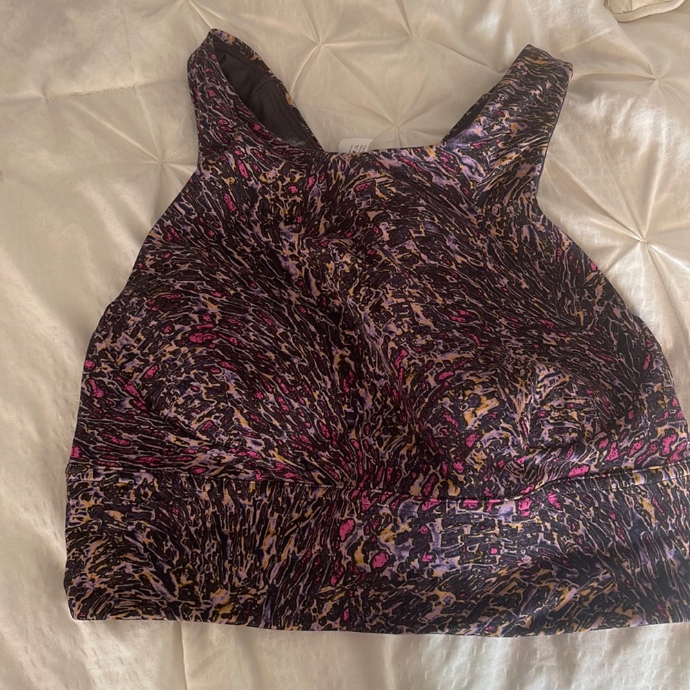 Lulu sports bra/top worn once